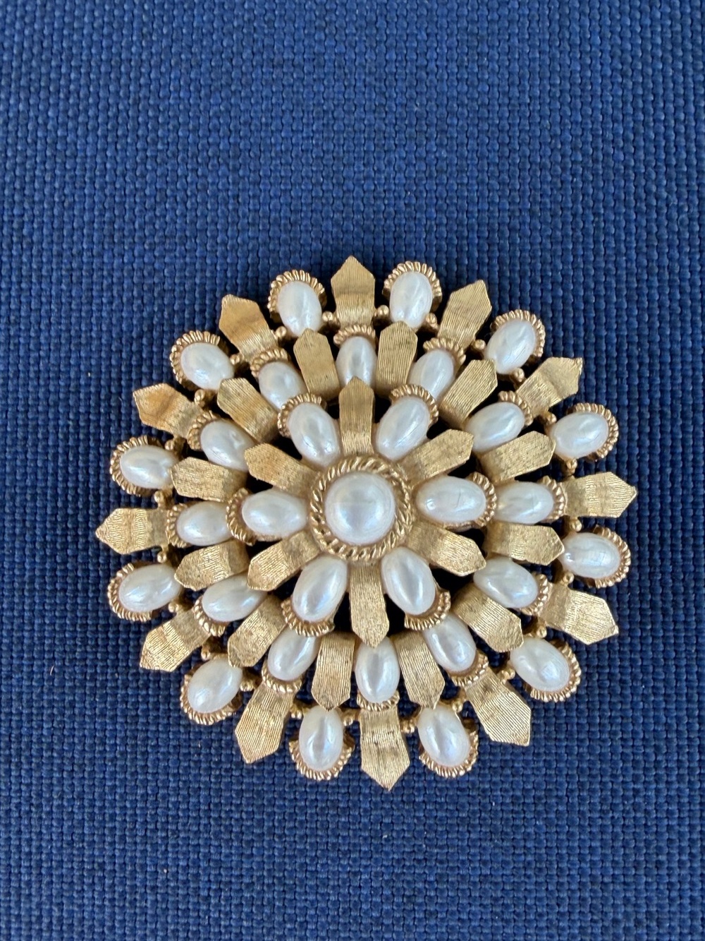 HTF Vintage 1950s Alfred Phillipe Brooch Crown Trifari Pearls Floral Wreathe